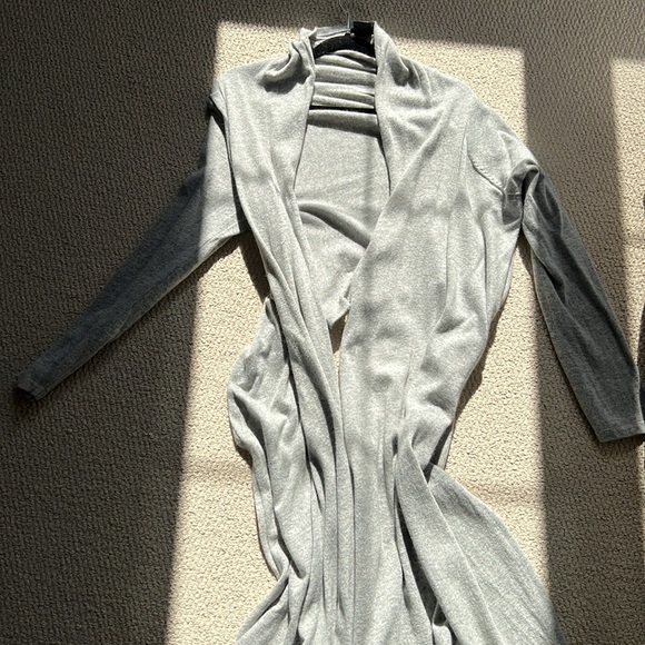 Line sweater. Size S - Picture 4 of 5